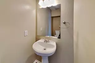 14231 Bonham Oaks Ln, Houston, TX 77047 - Photo 7