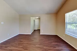 14231 Bonham Oaks Ln, Houston, TX 77047 - Photo 9