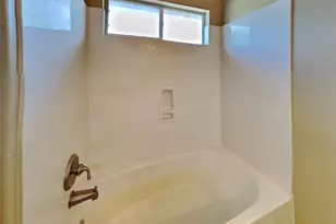 14231 Bonham Oaks Ln, Houston, TX 77047 - Photo 11