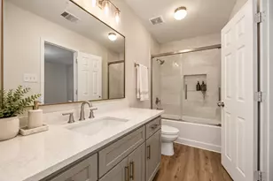 738 Horseshoe Springs Ln, Houston, TX 77090 - Photo 5