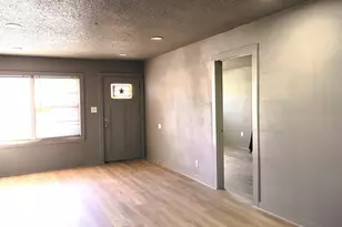 5617 Malmedy Rd, Houston, TX 77033 - Photo 3