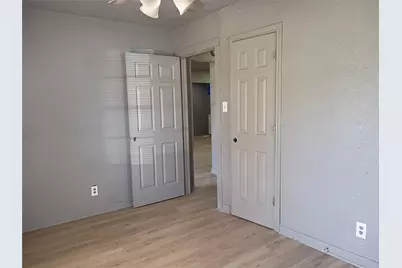 5617 Malmedy Road, Houston, TX 77033 - Photo 9