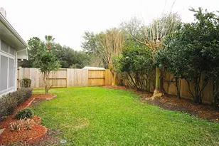 1710 Emerald Lake Ct, Houston, TX 77062 - Photo 11