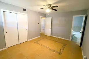 390 Bradford Dr, Beaumont, TX 77707 - Photo 13