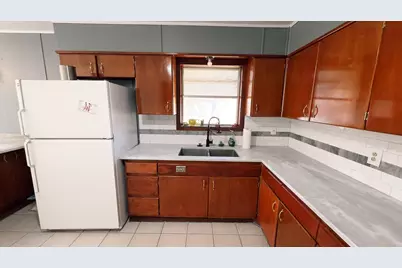 390 Bradford Drive, Beaumont, TX 77707 - Photo 3