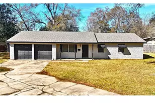 390 Bradford Dr, Beaumont, TX 77707 - Photo 1