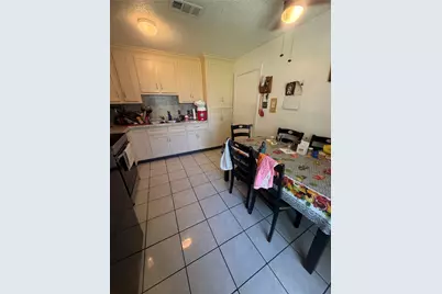 610 N 13th Street, La Porte, TX 77571 - Photo 3