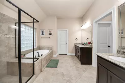 16211 Canova Hill Lane, Houston, TX 77044 - Photo 27