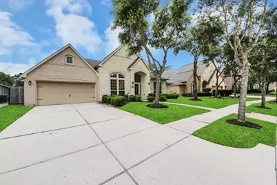 16211 Canova Hill Lane, Houston, TX 77044 - Photo 3