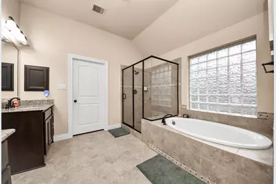 16211 Canova Hill Lane, Houston, TX 77044 - Photo 25