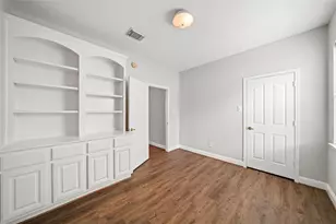 705 Hidden Oak Ln, Friendswood, TX 77546 - Photo 15