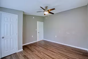 21702 Island Lake Loop E, Humble, TX 77338 - Photo 21