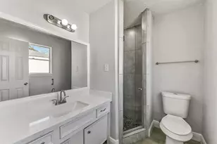 11022 Sageberry Dr, Houston, TX 77089 - Photo 19
