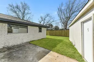 11022 Sageberry Dr, Houston, TX 77089 - Photo 27