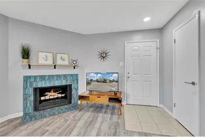 2750 Holly Hall #812, Houston, TX 77054 - Photo 3