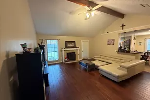 108 Timberline Dr, Port Lavaca, TX 77979 - Photo 9