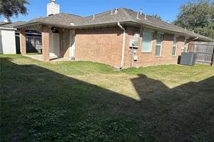 10310 Redwood Dr, Baytown, TX 77523 - Photo 23