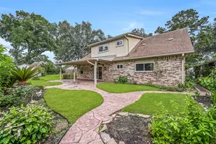912 Oak Vista Ct, Friendswood, TX 77546 - Photo 25