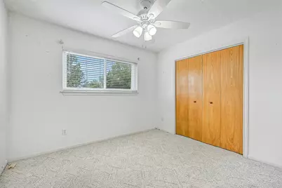 912 Oak Vista Court, Friendswood, TX 77546 - Photo 21