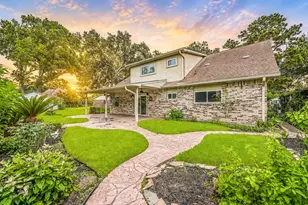 912 Oak Vista Ct, Friendswood, TX 77546 - Photo 5