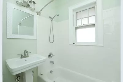 725 Broadway St, Galveston, TX 77550 - Photo 19