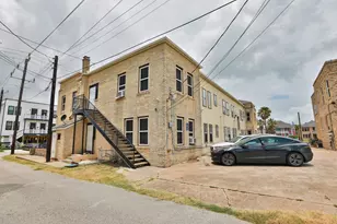 725 Broadway St, Galveston, TX 77550 - Photo 41