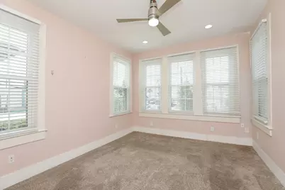 725 Broadway St, Galveston, TX 77550 - Photo 11