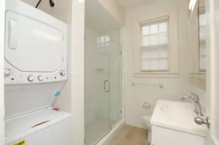 725 Broadway St, Galveston, TX 77550 - Photo 13