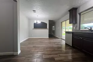 11826 Grapewood Dr, Houston, TX 77089 - Photo 7