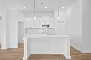 13214 Hayden Peak Dr, Iowa Colony, TX 77583 - Photo 7