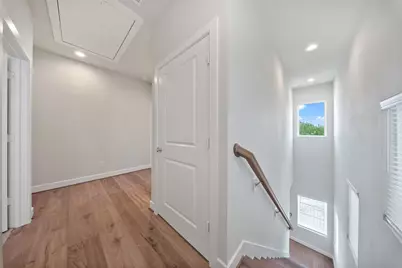 2309 Silva Park Lane, Houston, TX 77091 - Photo 9