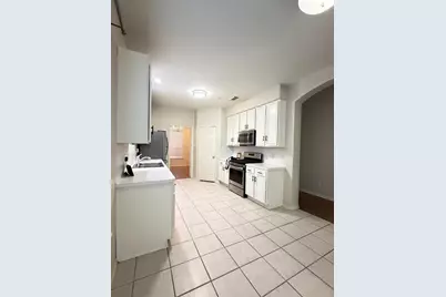 62 N Hollylaurel Circle, Spring, TX 77382 - Photo 7