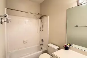 62 N Holly Laurel Cir, Spring, TX 77382 - Photo 11