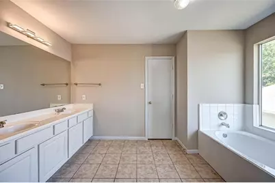 16510 Amy Ridge Road, Houston, TX 77053 - Photo 21