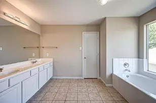 16510 Amy Ridge Rd, Houston, TX 77053 - Photo 21