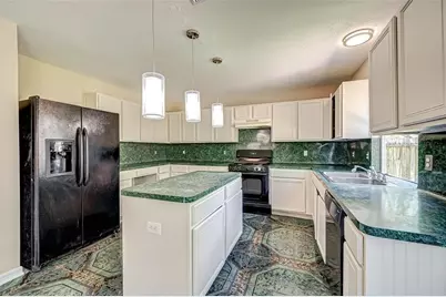 16510 Amy Ridge Road, Houston, TX 77053 - Photo 9