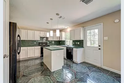 16510 Amy Ridge Road, Houston, TX 77053 - Photo 11