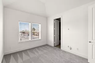 612 E 20th St, Houston, TX 77008 - Photo 35