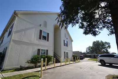 304 Dell Court #7, Houston, TX 77009 - Photo 5