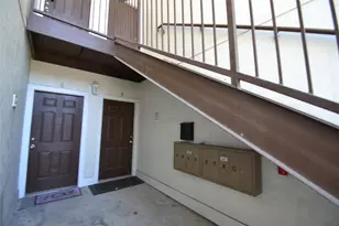 304 Dell Ct, Houston, TX 77009 - Photo 13