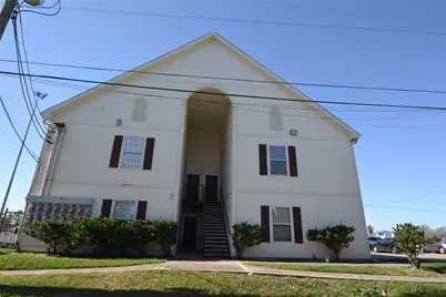 304 Dell Court #7, Houston, TX 77009 - Photo 1