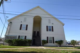 304 Dell Ct, Houston, TX 77009 - Photo 1