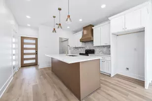 8598 Hoffman St, Houston, TX 77016 - Photo 3