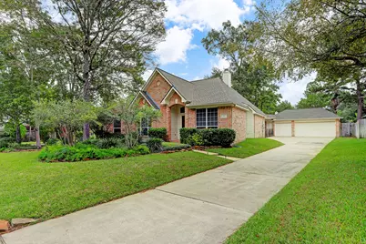 3 S Acacia Park Circle, The Woodlands, TX 77382 - Photo 1