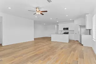 9014 Rose Water, Rosharon, TX 77583 - Photo 11