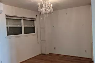 8402 Seawall Blvd, Galveston, TX 77554 - Photo 15