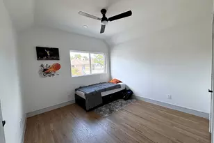 9822 Oak Point Dr, Houston, TX 77055 - Photo 35