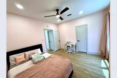 9822 Oak Point Drive, Houston, TX 77055 - Photo 31