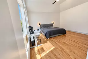 9822 Oak Point Dr, Houston, TX 77055 - Photo 19