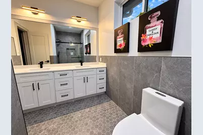 9822 Oak Point Drive, Houston, TX 77055 - Photo 33